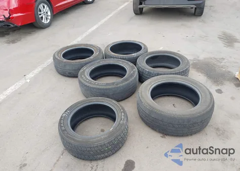 2016 Jeep Compass Latitude из США, поврежденный, VIN 1C4NJCEA8GD742400